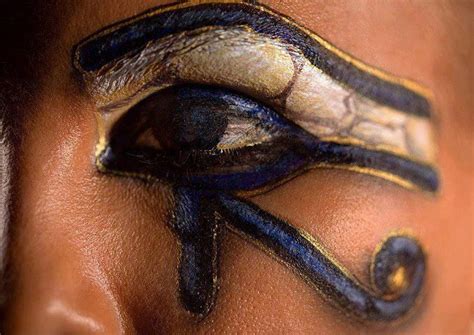 5000 Years Old Egyptians Makeup Diyskincare Egyptian Makeup