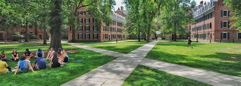 students campus reopen  covid   changing  college landscape collegiateparent