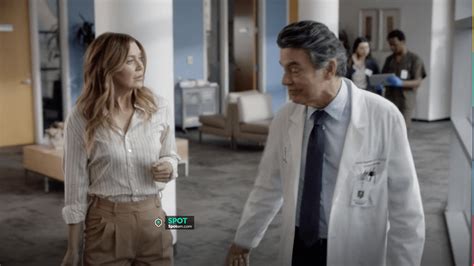 edition pleated trousers worn  dr meredith grey ellen pompeo