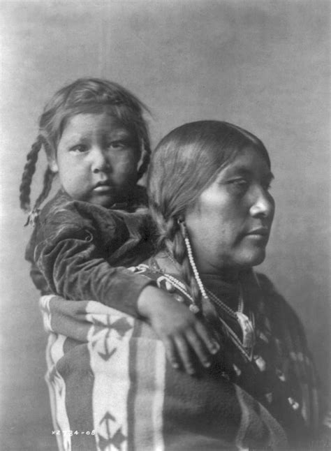 Epic Portraits Of Native Americans By Edward S Curtis 1890s Native