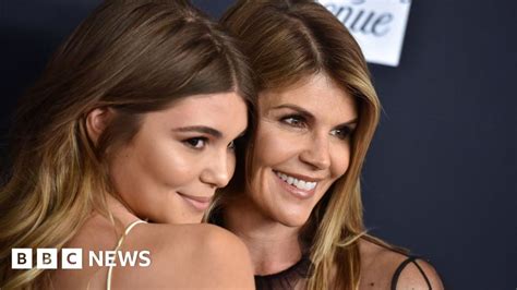 lori loughlin s daughter olivia jade sorry for admissions scandal bbc