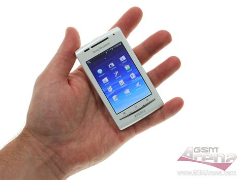 sony ericsson xperia  pictures official
