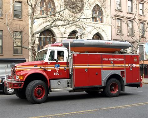 soc fdny special operations tsu  fire truck  york city flickr