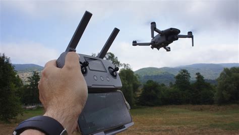problemi  gioventu  il nuovo drone hubsan zino mini pro quadricottero news