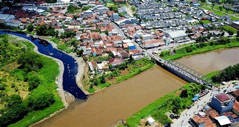 sungai citarum tercemar bahaya  jakarta