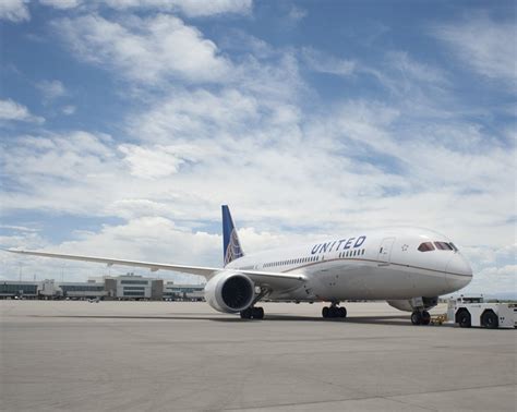 airline stocks   investing  airlines  motley fool