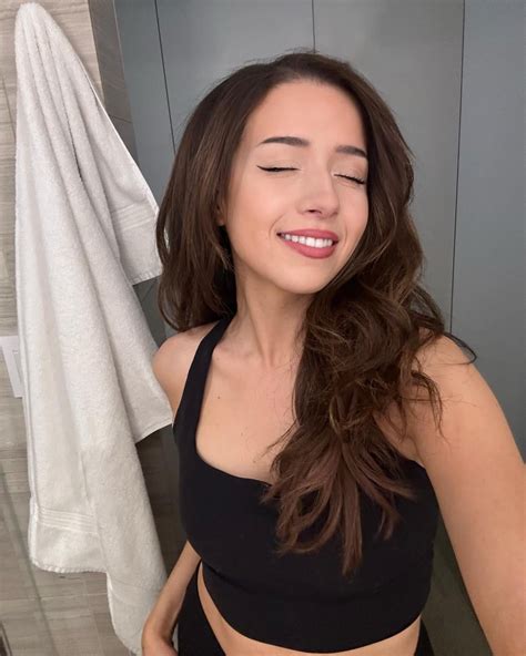 I Want Pokimane To Overpower Me With Her Thick Body And Make Me Feel