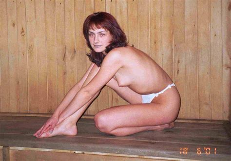 redhead wife posing naked at sauna and outdoors russian sexy girls