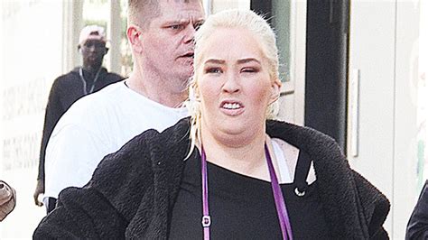 mama june hair makeover debuts blonde bob like marilyn