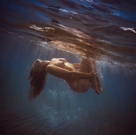 Underwater Erotic Pics 72 Pic Of 78