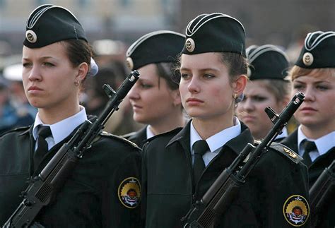 russian russia russian womans military russian gi… Девушка военного и Армия