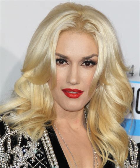 12 Gwen Stefani Hairstyles Hair Cuts And Colors