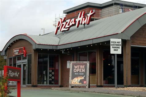 pizza hut reveals locations   restaurants earmarked  closure