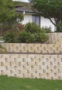 gardenwall standard retaining wall blocks light sands sale  yard