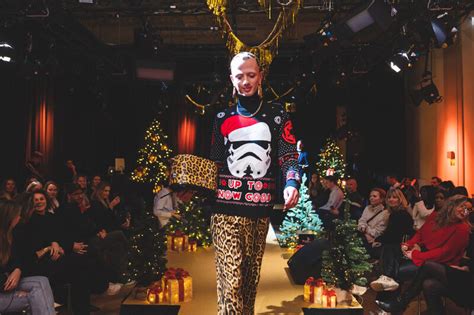 amazonnl opent grootste foute kersttruien winkel van nederland emerce