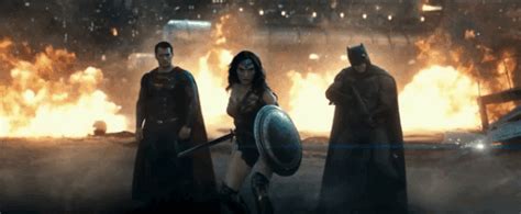 Watch Second Trailer Of Batman V Superman Dawn Of