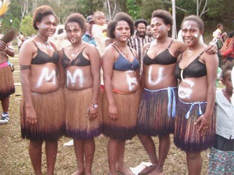 Perempuan Asli Papua Perempuan Asli Papua Kau Sudah