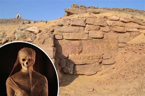 Incredible Discovery Mystery 4 200 Year Old Tomb Discovered And What S