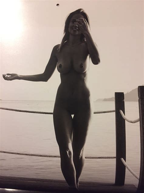 south african model genevieve morton naked for 2017 calendar