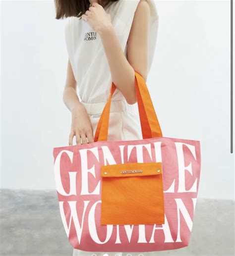 gentle woman painted wall tote womens fashion bags wallets tote