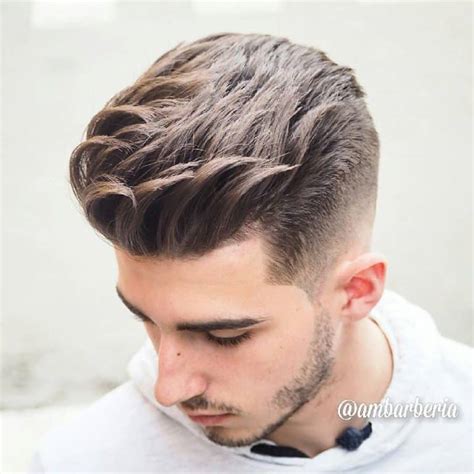 15 unbeatable hairstyles for men with big ears [2020]