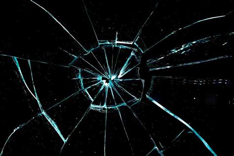 3d Cracked Screen Wallpaper Groovepriority