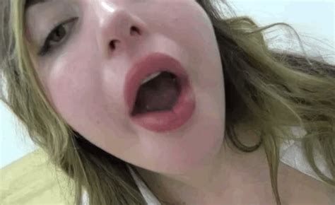 anyone know her name or video link laura palmer 1031951