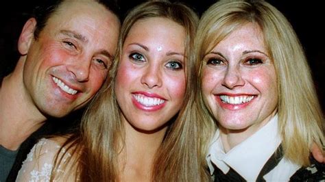 Olivia Newton Johns Despair With Daughter Chloe Lattanzis 400 000 Plastic Surgery Obsession