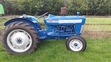 ford  cylinder diesel tractor serial    earlier restoration