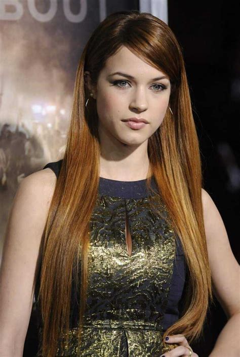 61 Alexis Knapp Sexy Pictures Which Will Make You Become