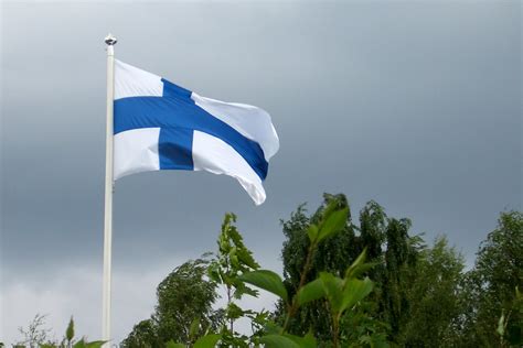 finnland fahne die finnische flagge nordreise info