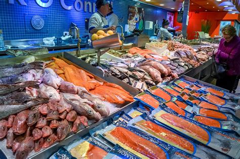 fish market  photo  pixabay