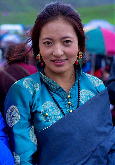 pin  tibetan people