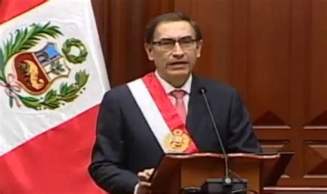 martín vizcarra juró como nuevo presidente de la república de perú