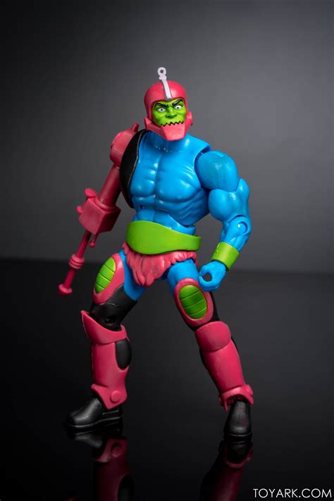 trap jaw masters of the universe club grayskull in hand