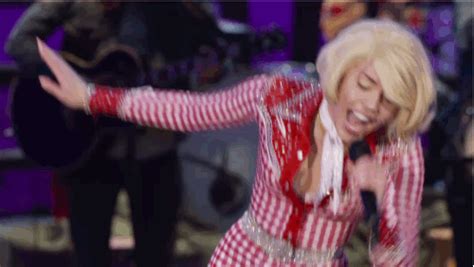 22 Momentos Que Demuestran Lo Ridículo Del Mtv Unplugged De Miley Cyrus