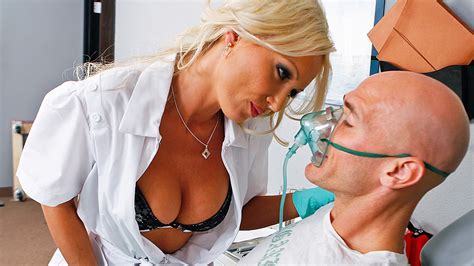 distracted dentist drilled free video with diana doll