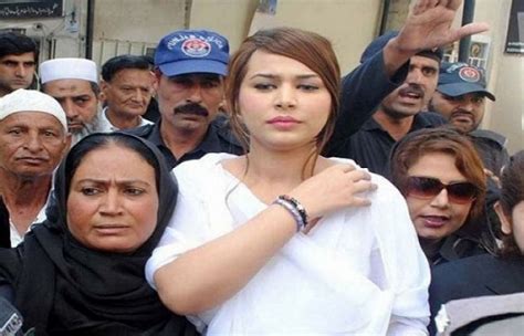 court issues non bailable arrest warrants against ayyan ali such tv