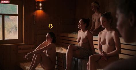 Lilith Häßle Nue Dans Heated A Sauna Session
