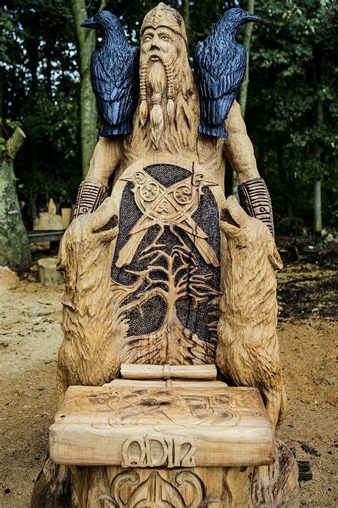 odin treesculpting chainsaw carving wood carving carved chairs