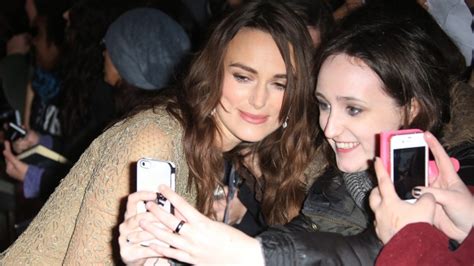 keira knightley told her same sex prom date kiss photo was disgusting entertainment