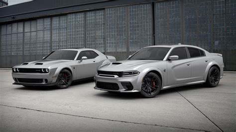 smoke show  dodge introduces   color  charger challenger moparinsiders