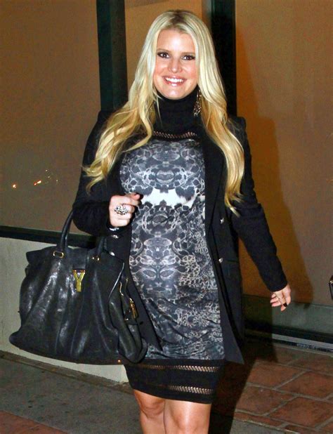 A Very Pregnant Jessica Simpson Chats With Ellen Degeneres Funny