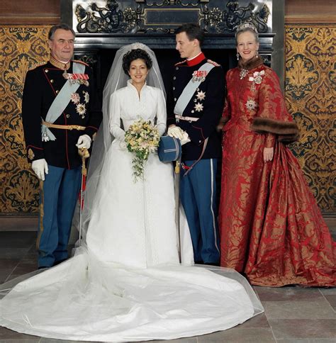 huge hq  royal wedding gowns princess alexandra  denmark celebrity wedding dresses
