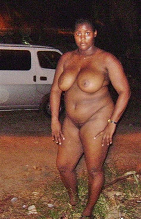 thick kenyan bww nude in public shesfreaky