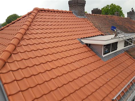 dakdekker vervangt dak en dakbedekking klinkbouw totaalonderhoud al het onderhoud onder een dak