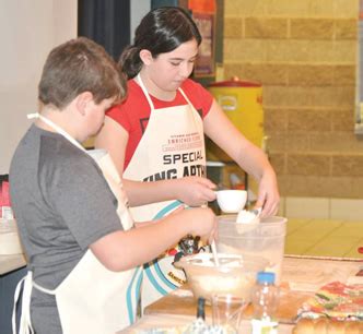 south haven tribune schools educationsouth haven history club members qualify