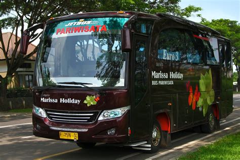spesifikasi armada bus pariwisata marissa holiday cianjur