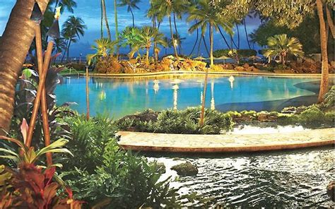 hilton hawaiian village oahu  pool   hotel hilton hawaiian