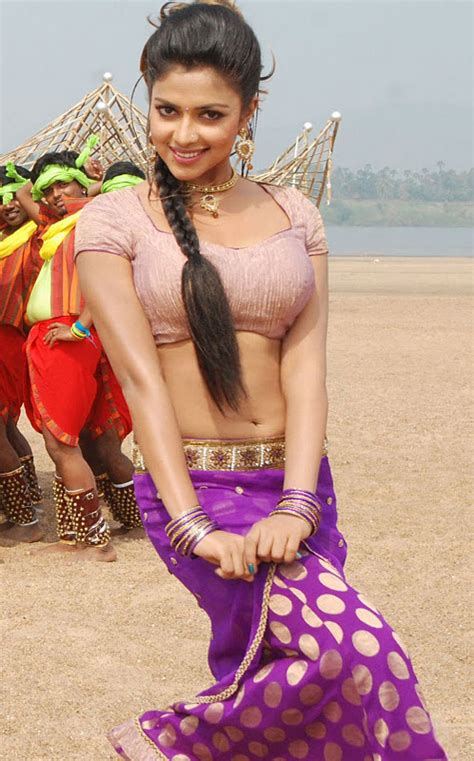 Indian Actress Amala Paul Sexy Images Saree Backless